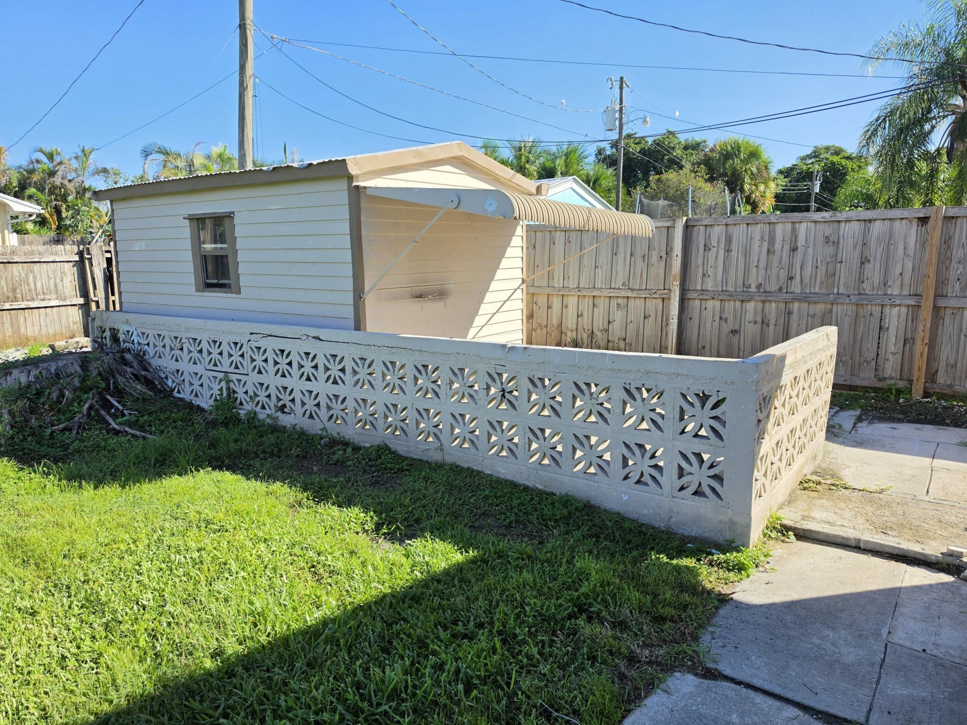 4651 SE Chatham Avenue, Stuart, FL 34997 Photo