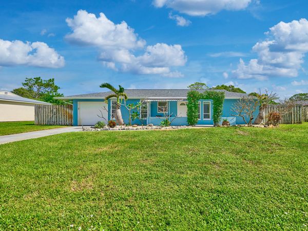 1341 SE MOHAVE Street, Port St. Lucie, FL 34952