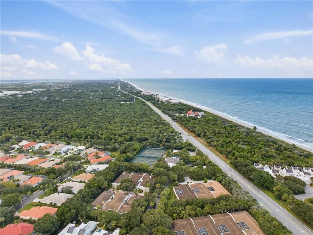 8421 Sabal Palm Court, Unit 8421, Indian River Shores, FL 32963 Photo