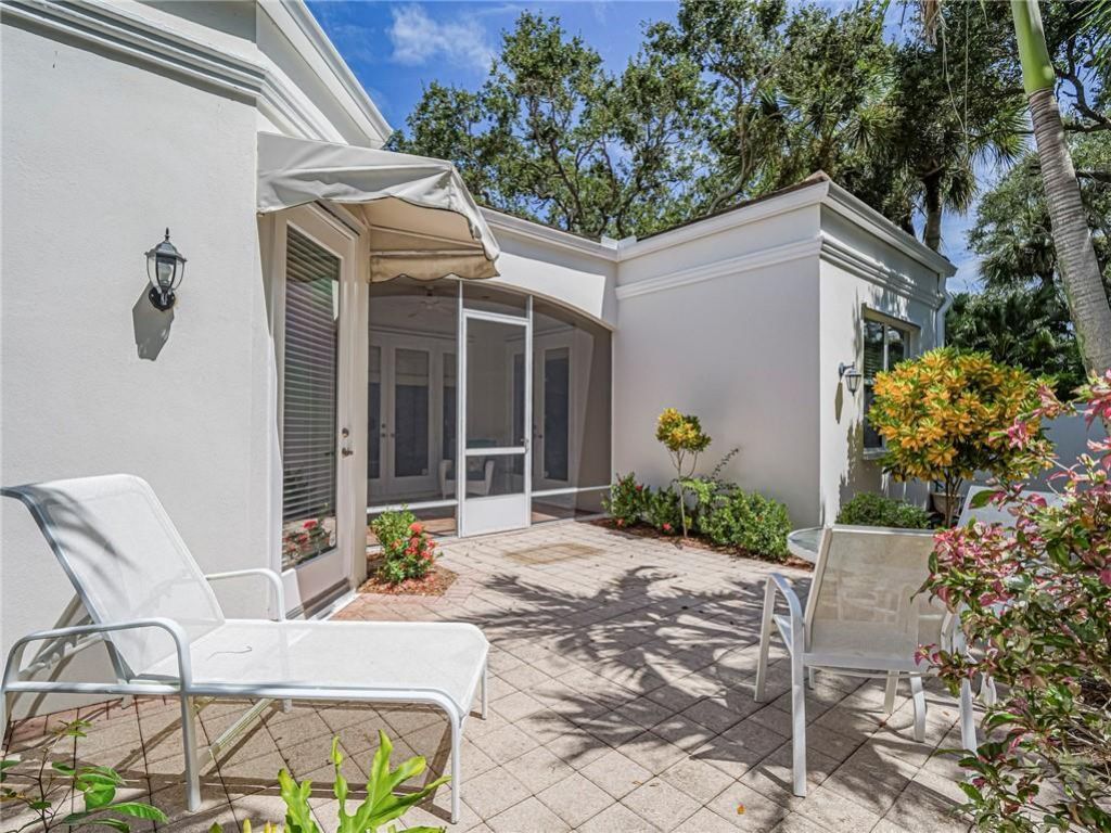 8421 Sabal Palm Court, Unit 8421, Indian River Shores, FL 32963 Photo