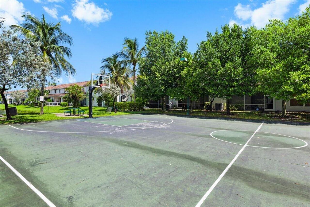 3175 Laurel Ridge Circle, Riviera Beach, FL 33404 Photo