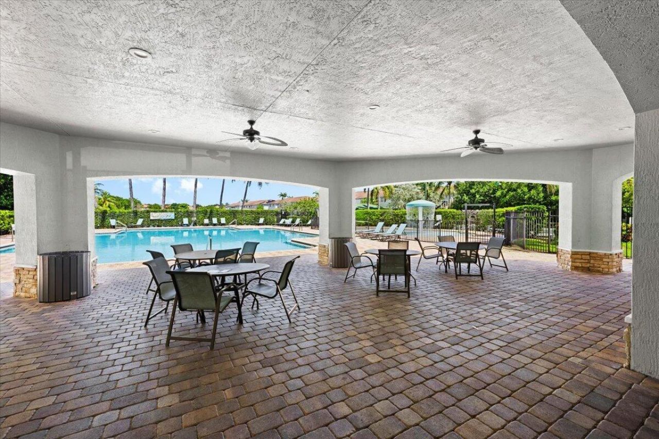 3175 Laurel Ridge Circle, Riviera Beach, FL 33404 Photo
