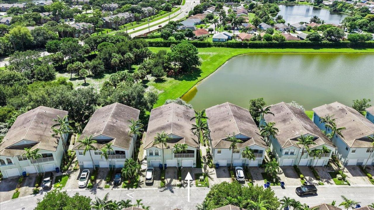3175 Laurel Ridge Circle, Riviera Beach, FL 33404 Photo
