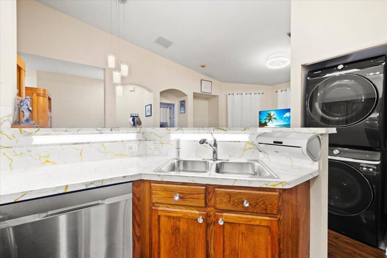 3175 Laurel Ridge Circle, Riviera Beach, FL 33404 Photo