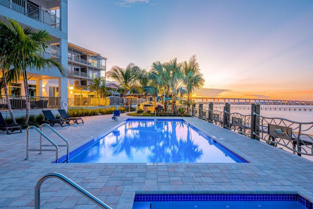 41 SW Seminole Street, Unit 410, Stuart, FL 34994 Photo