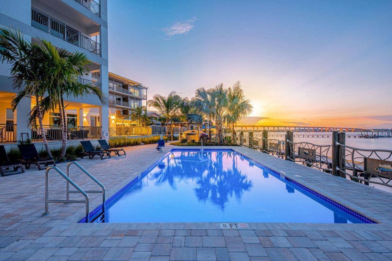 41 SW Seminole Street, Unit 410, Stuart, FL 34994 Photo