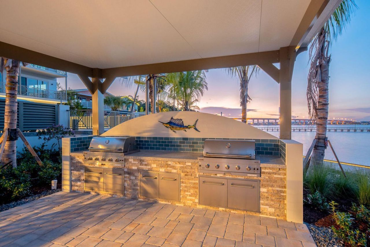 41 SW Seminole Street, Unit 410, Stuart, FL 34994 Photo