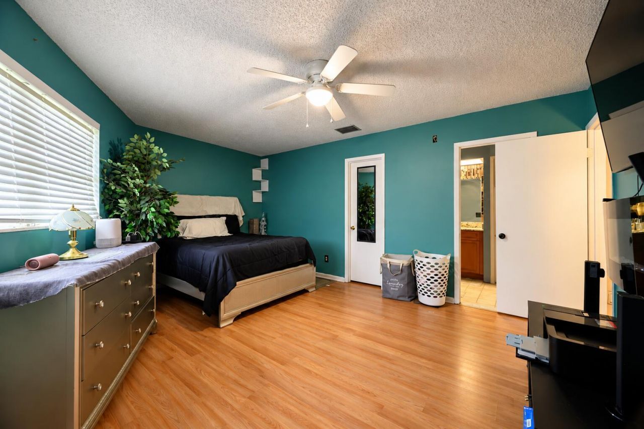 1525 SE Holiday Road, Port Saint Lucie, FL 34952 Photo