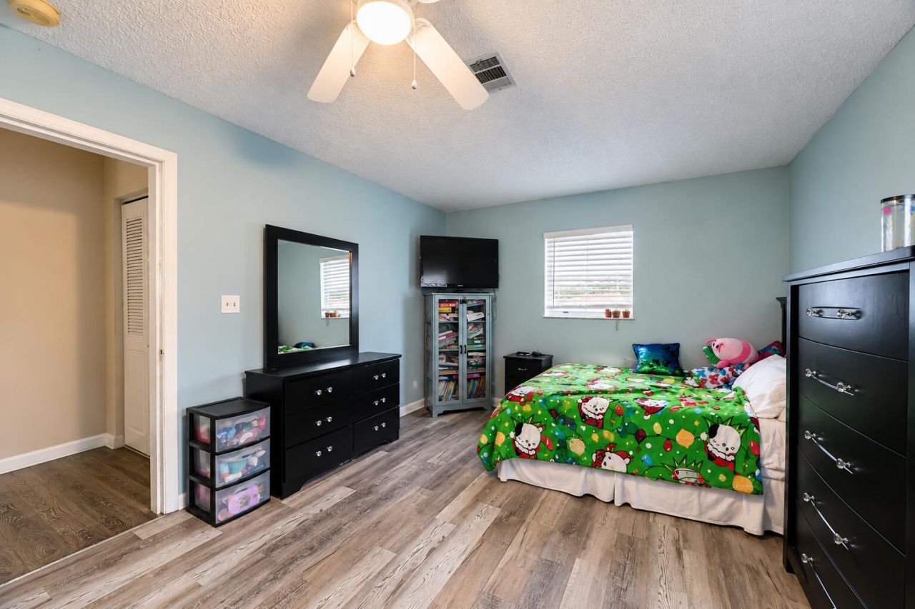 1525 SE Holiday Road, Port Saint Lucie, FL 34952 Photo