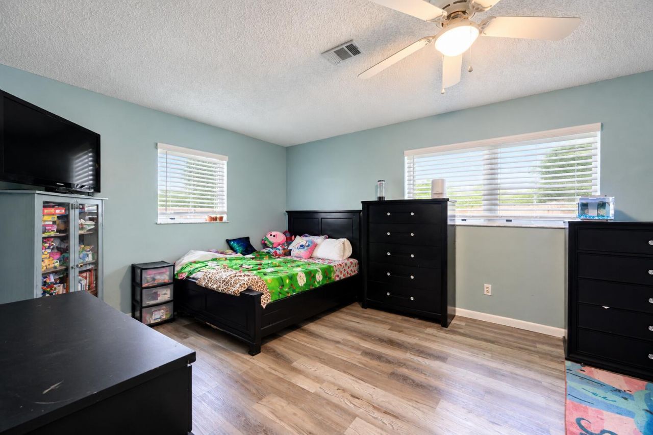 1525 SE Holiday Road, Port Saint Lucie, FL 34952 Photo