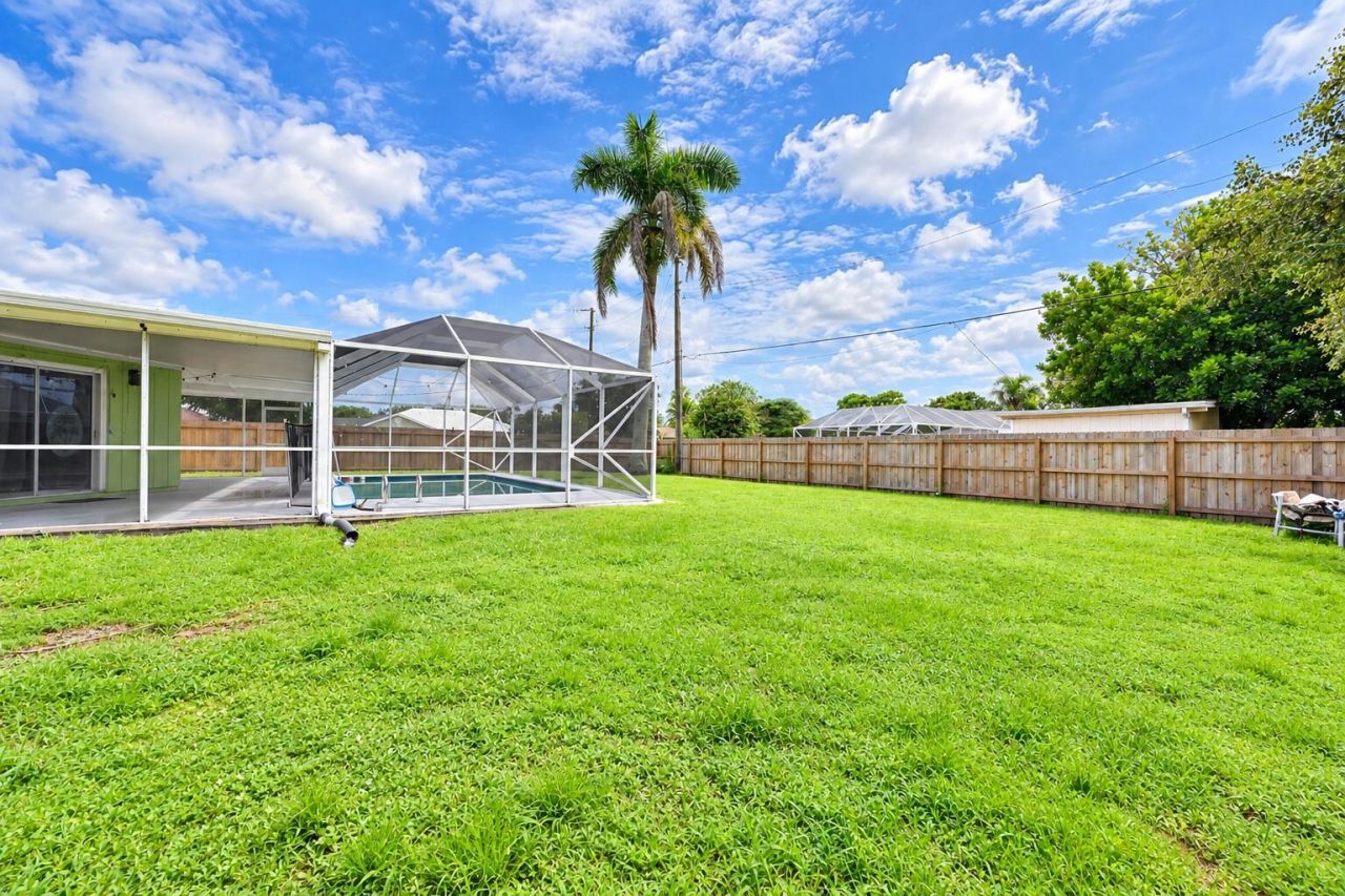 1525 SE Holiday Road, Port Saint Lucie, FL 34952 Photo