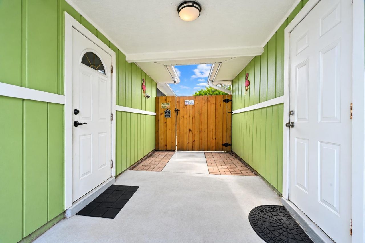 1525 SE Holiday Road, Port Saint Lucie, FL 34952 Photo