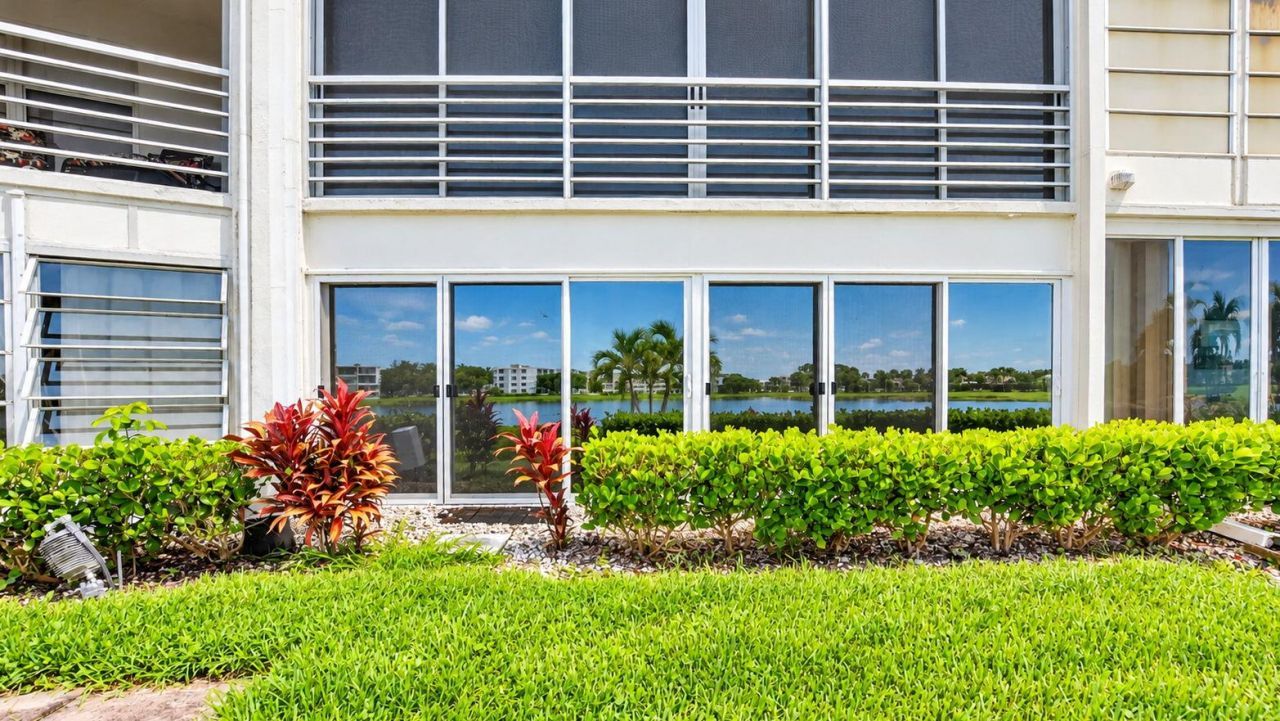 1061 Exeter D, Boca Raton, FL 33434 Photo