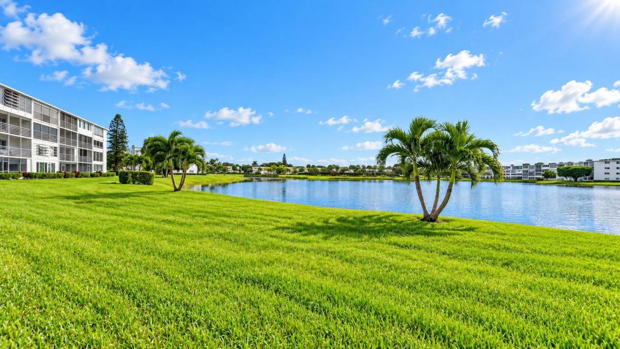 1061 Exeter D, Boca Raton, FL 33434 Photo