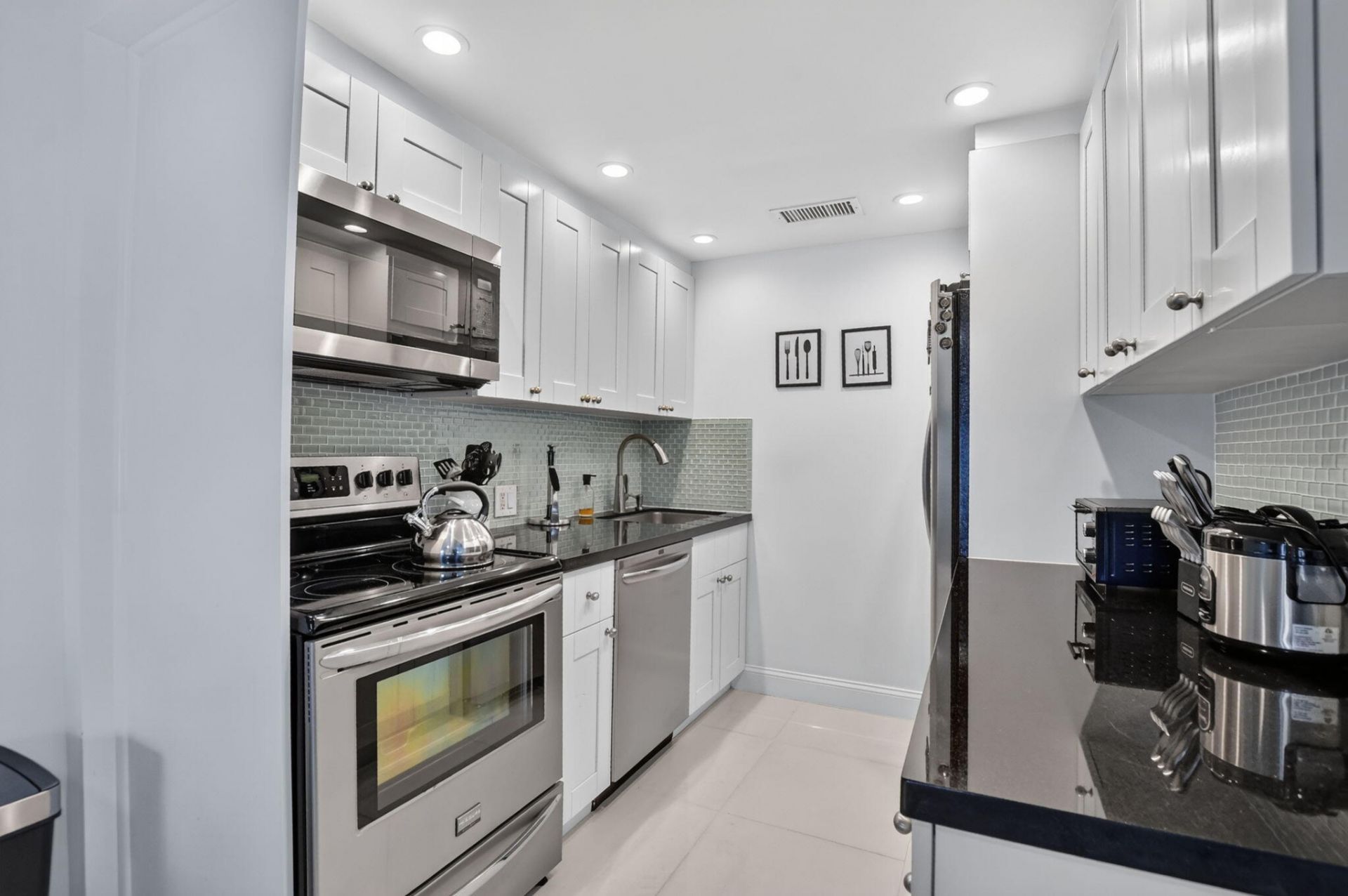 1061 Exeter D, Boca Raton, FL 33434 Photo