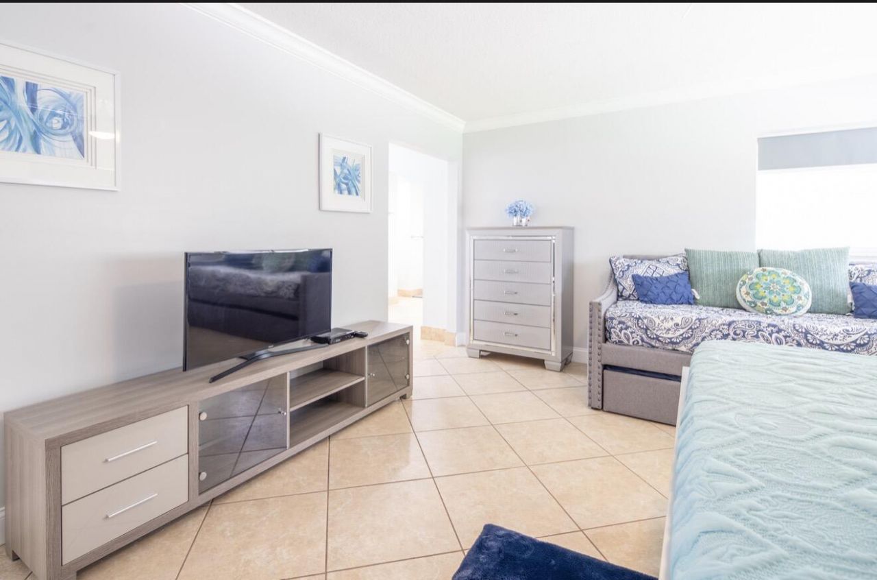 4318 Taylor Street, Hollywood, FL 33021 Photo