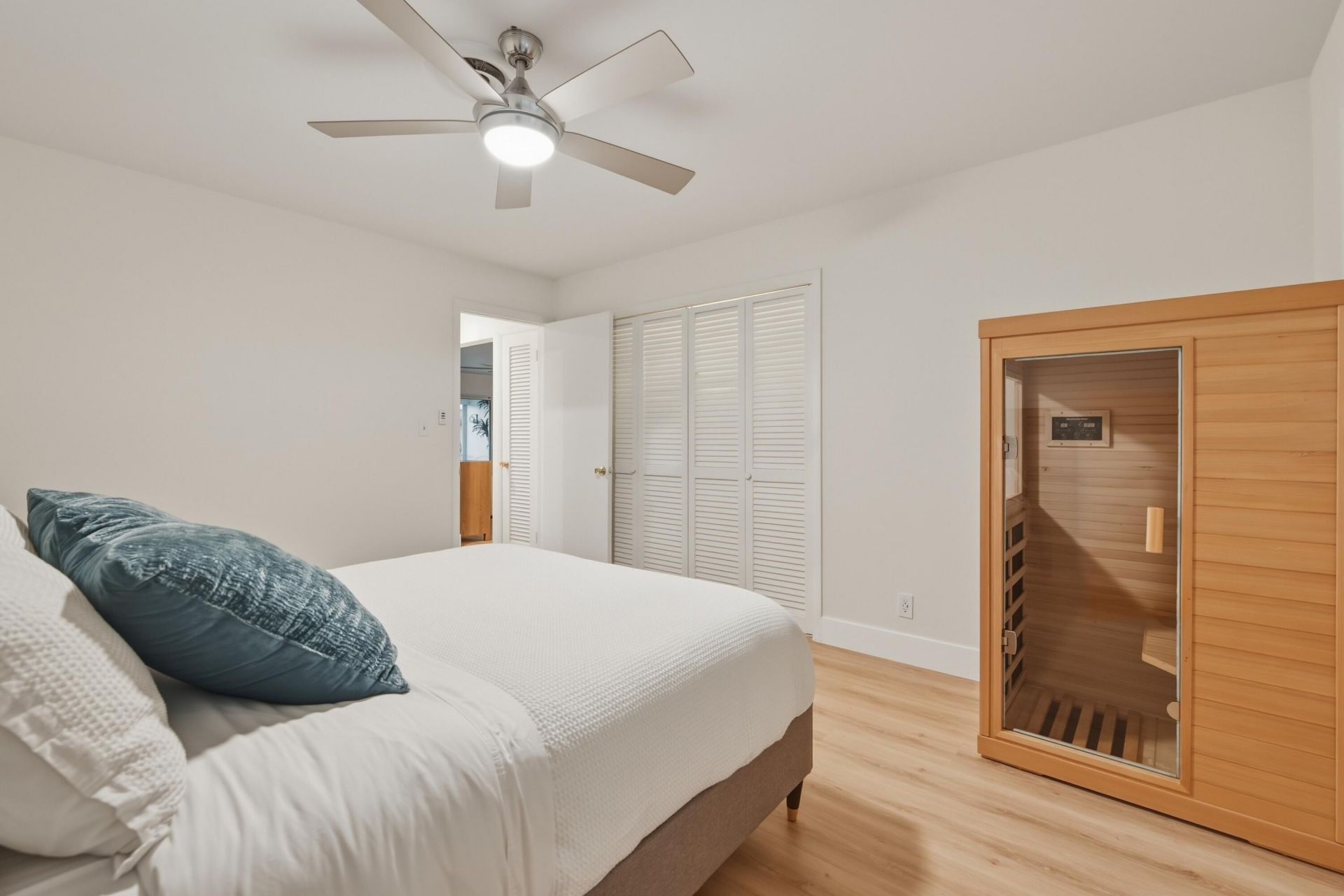 2330 NE 36th Street, Unit 11, Lighthouse Point, FL 33064 Photo