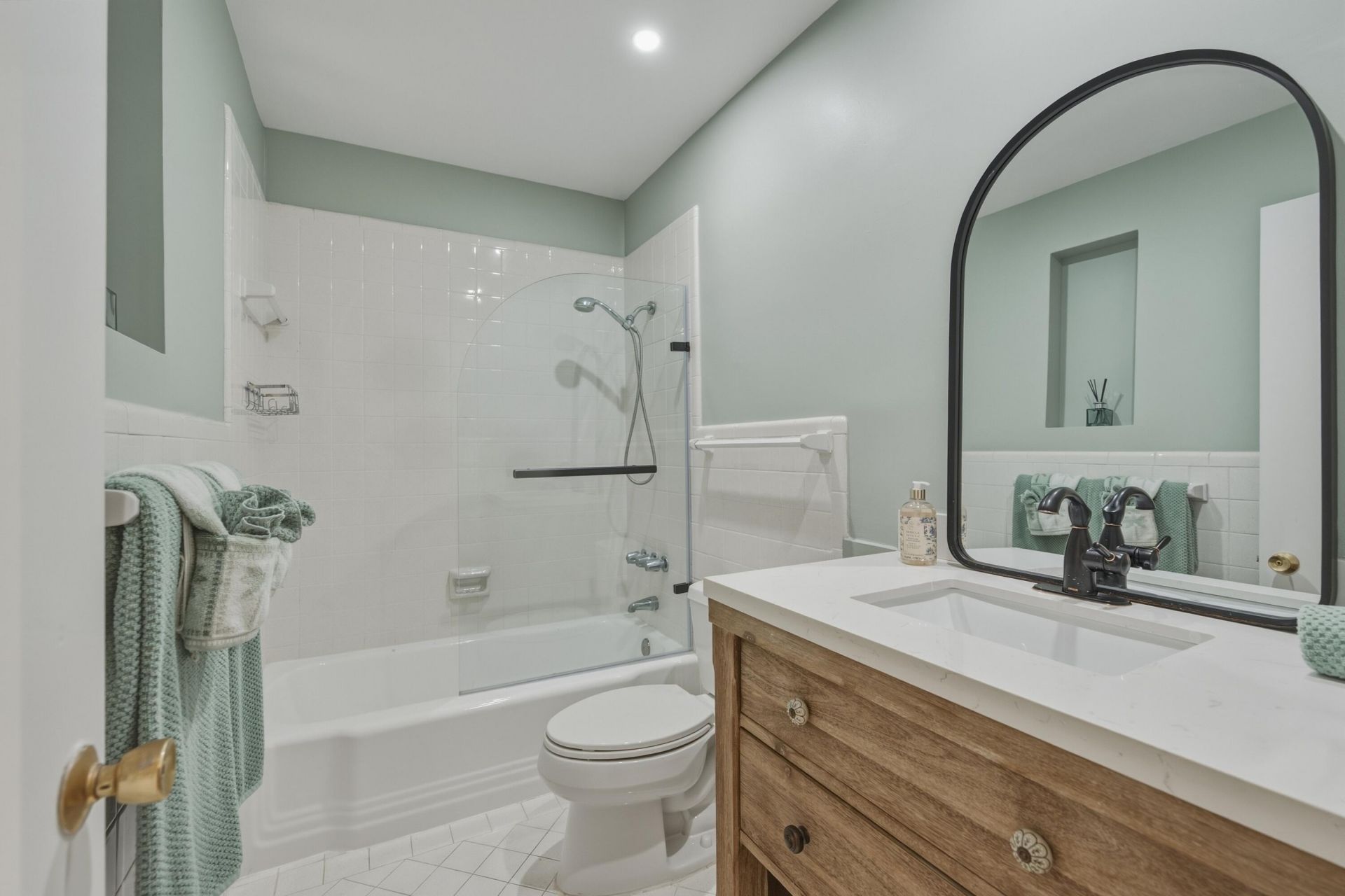 2330 NE 36th Street, Unit 11, Lighthouse Point, FL 33064 Photo