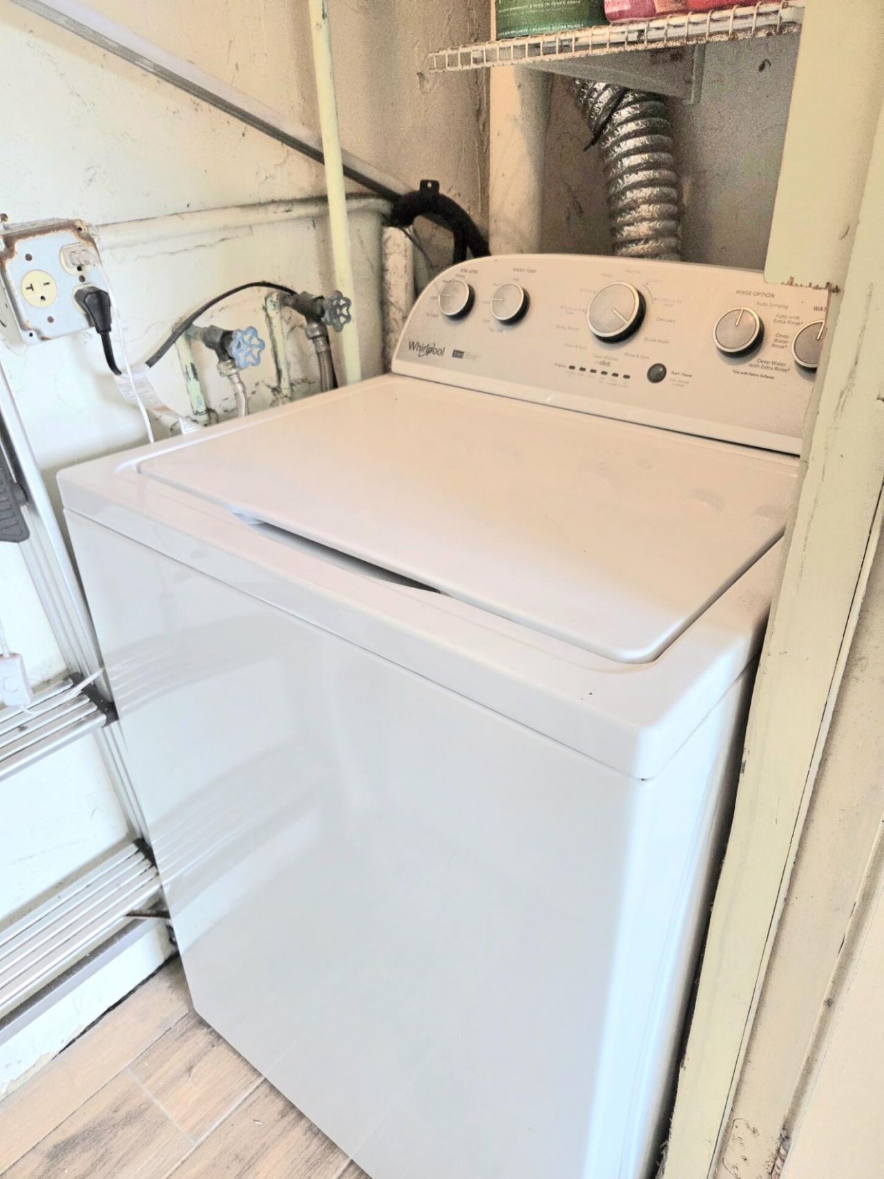 6655 W Broward Boulevard, Unit 203, Plantation, FL 33317 Photo