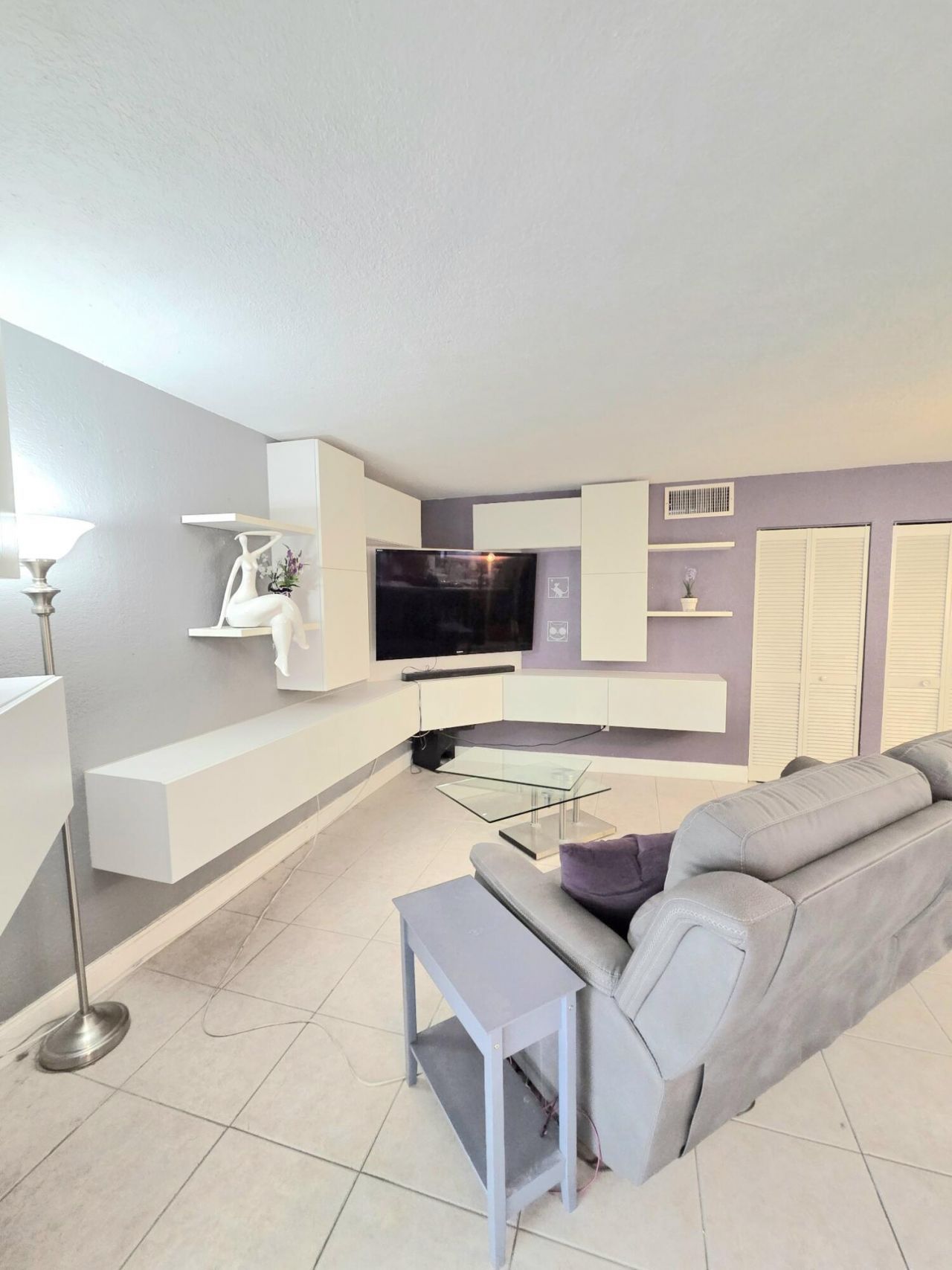 6655 W Broward Boulevard, Unit 203, Plantation, FL 33317 Photo