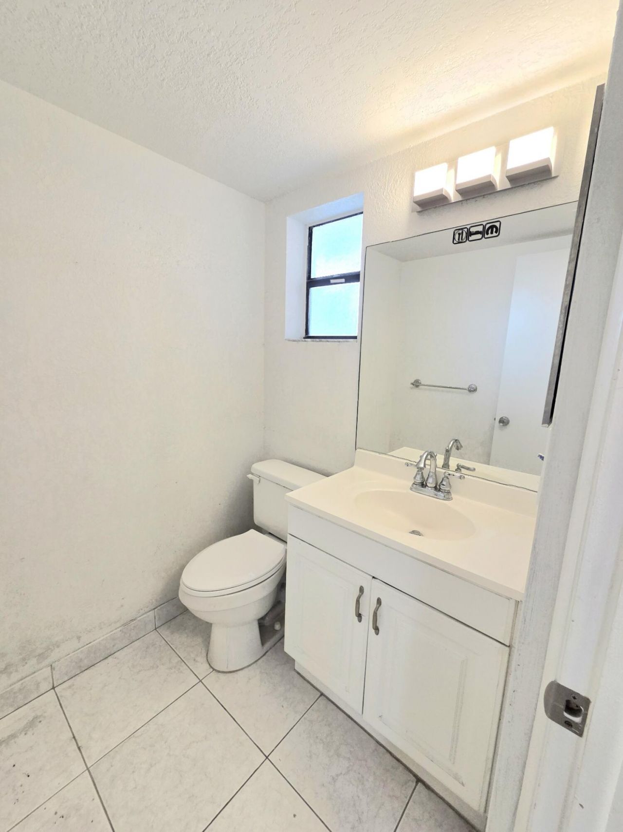 6655 W Broward Boulevard, Unit 203, Plantation, FL 33317 Photo