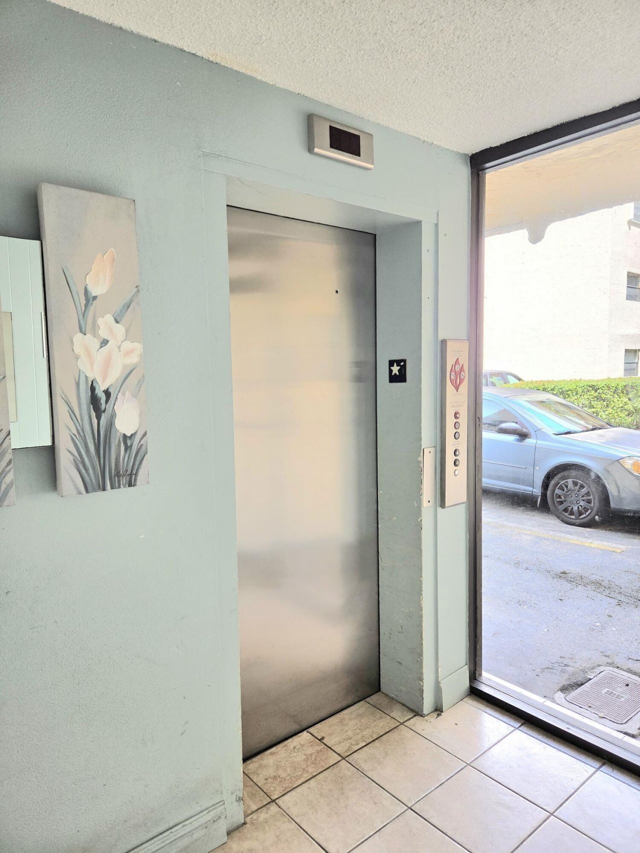 6655 W Broward Boulevard, Unit 203, Plantation, FL 33317 Photo