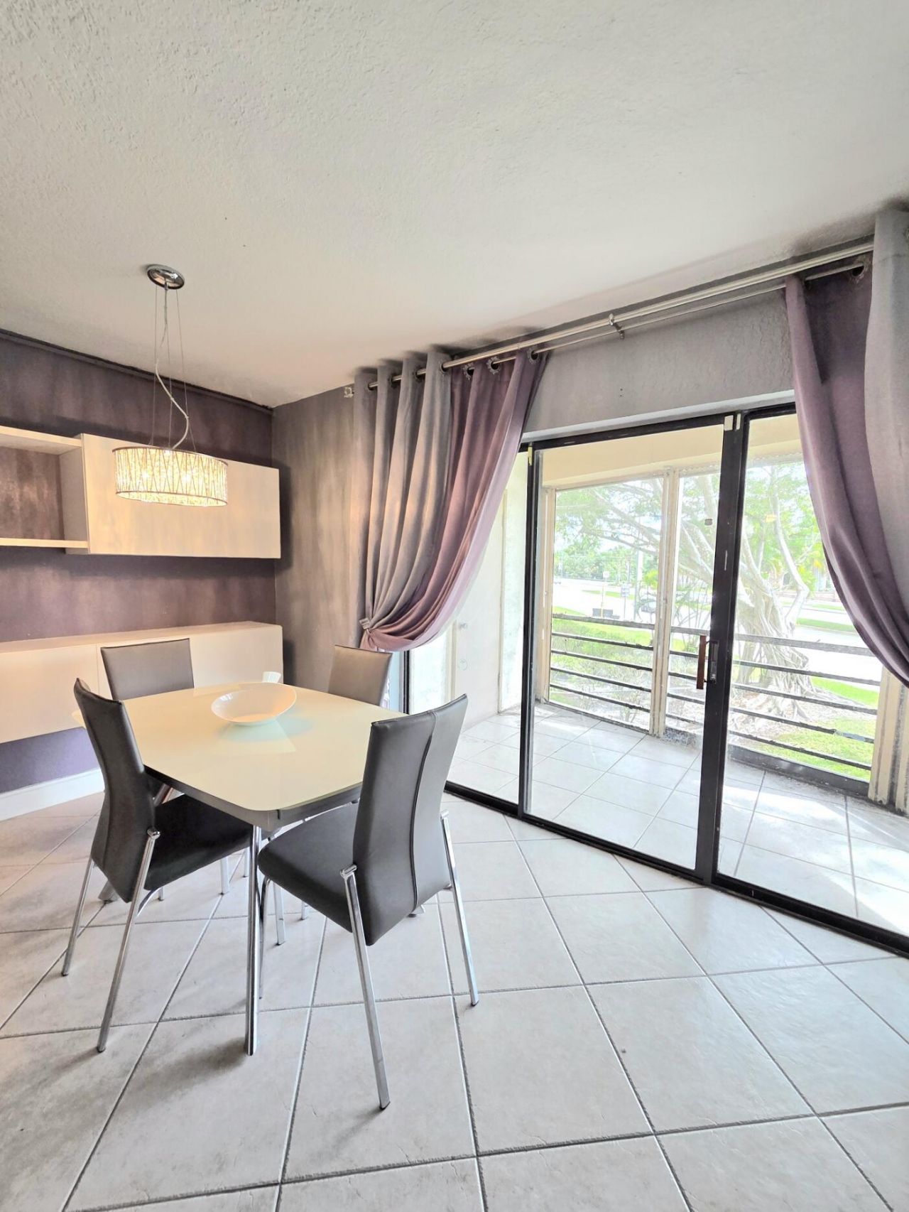 6655 W Broward Boulevard, Unit 203, Plantation, FL 33317 Photo