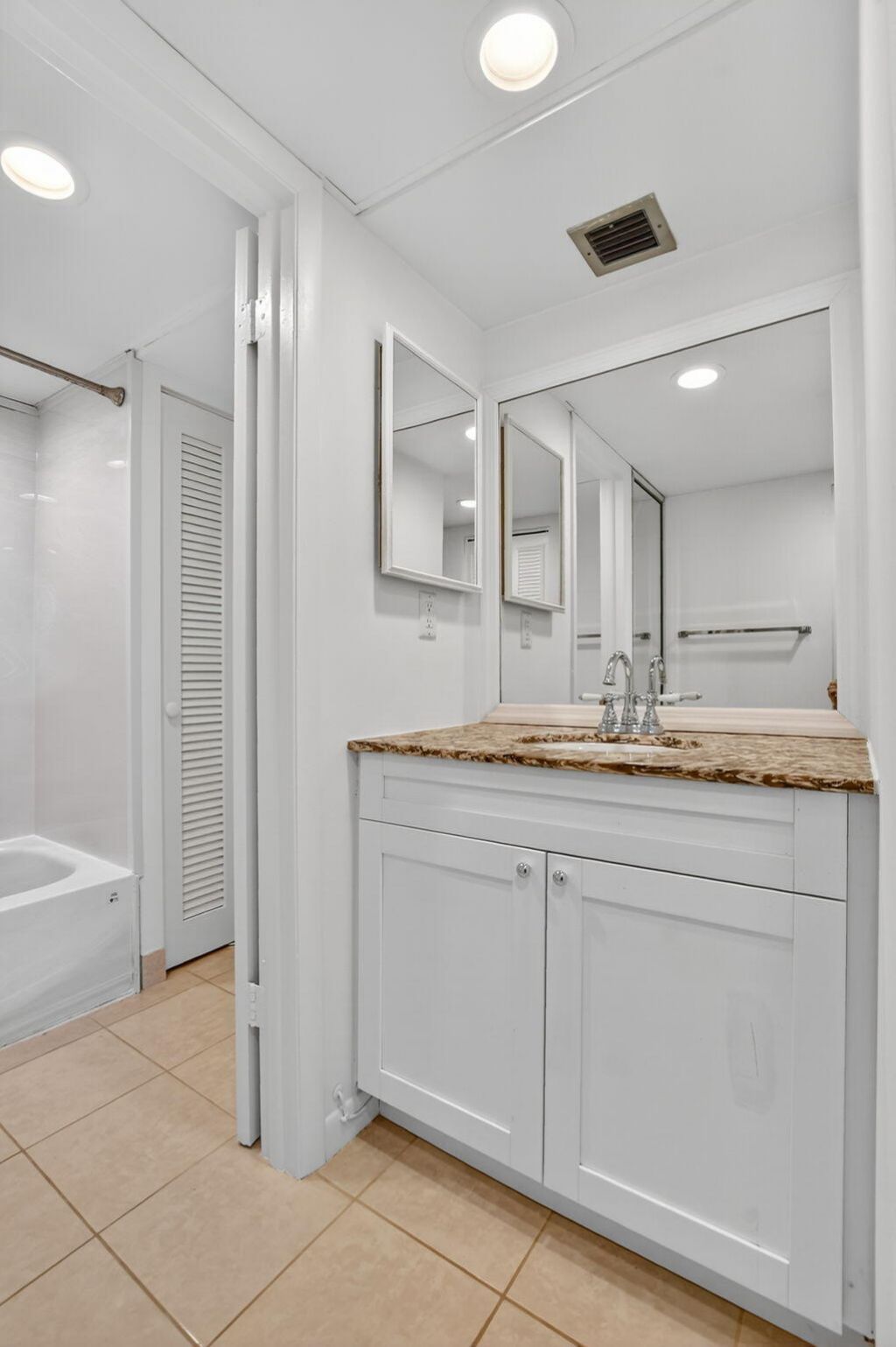 11 Royal Palm Way, Unit 3040, Boca Raton, FL 33432 Photo