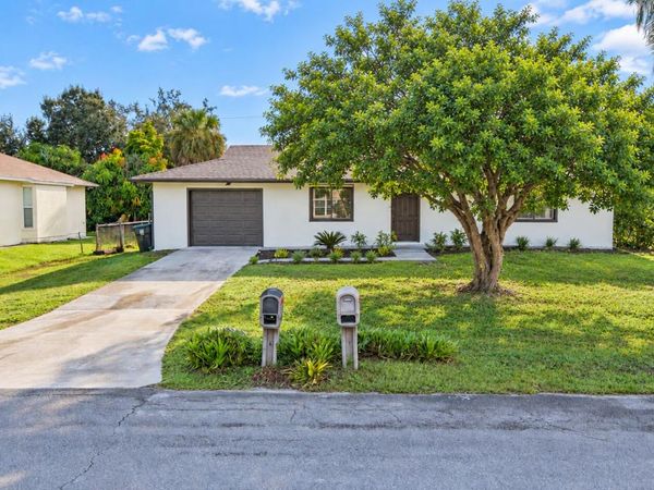 661 SW CYNTHIA Street, Port St. Lucie, FL 34983