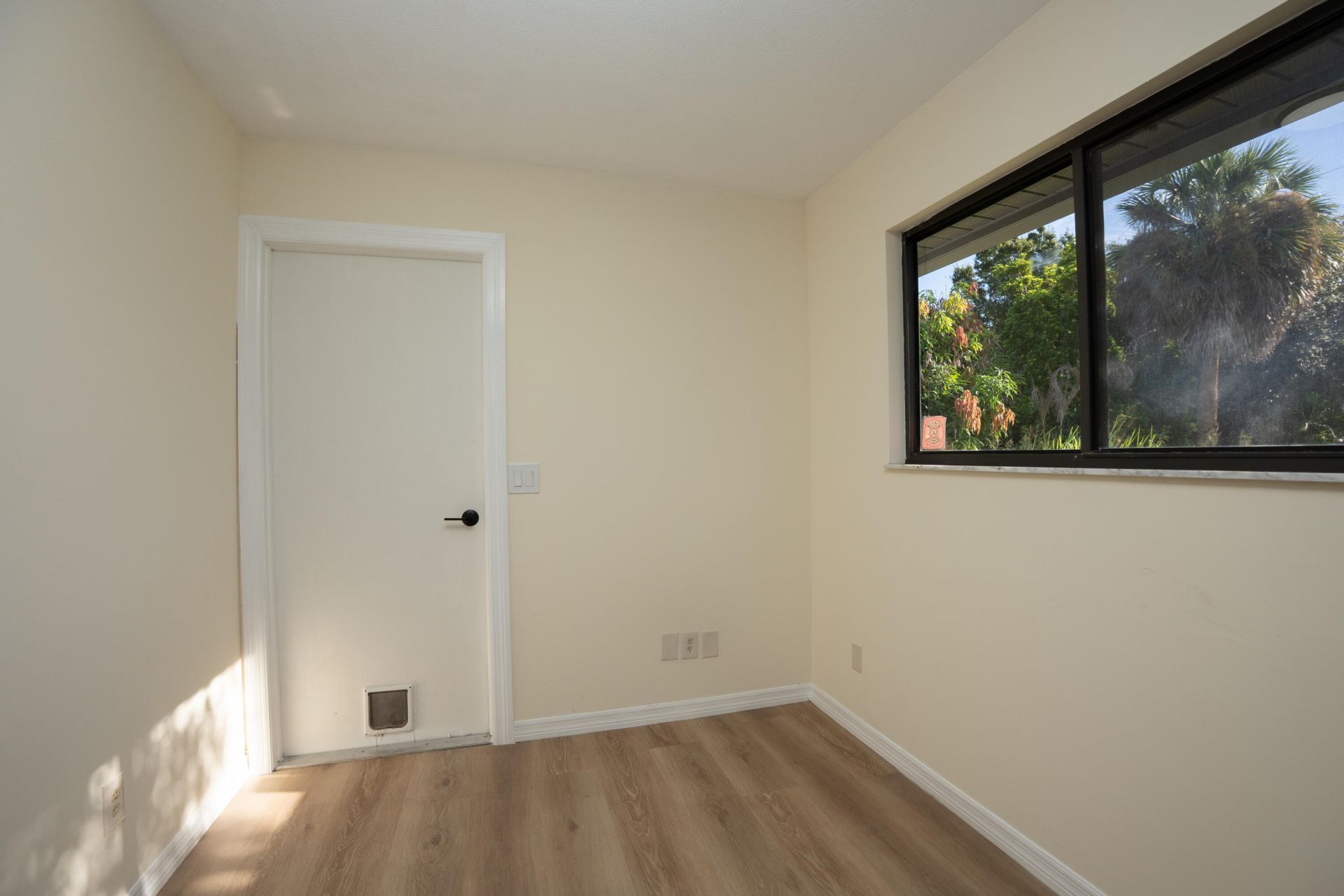 661 SW Cynthia Street, Port Saint Lucie, FL 34983 Photo