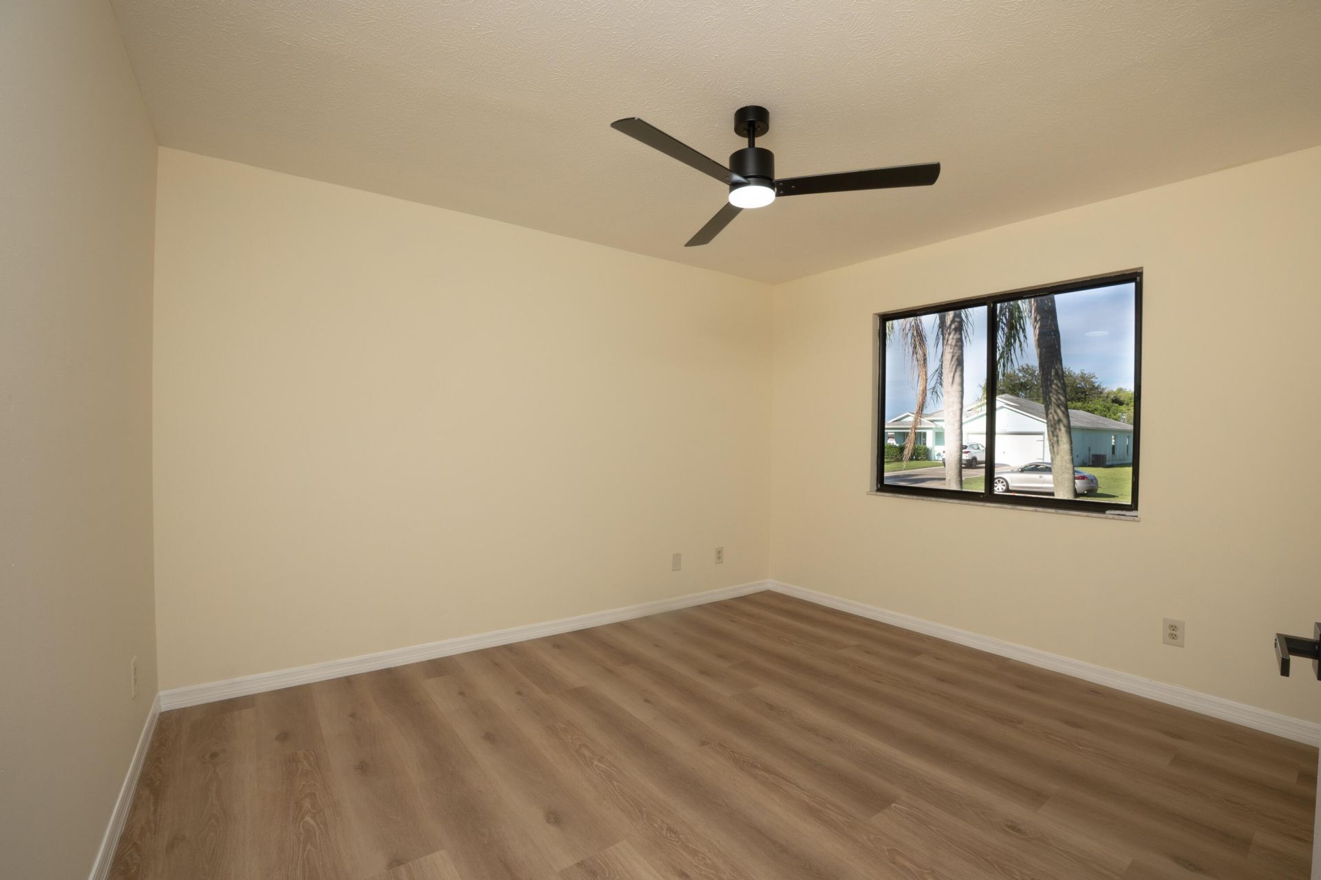661 SW Cynthia Street, Port Saint Lucie, FL 34983 Photo