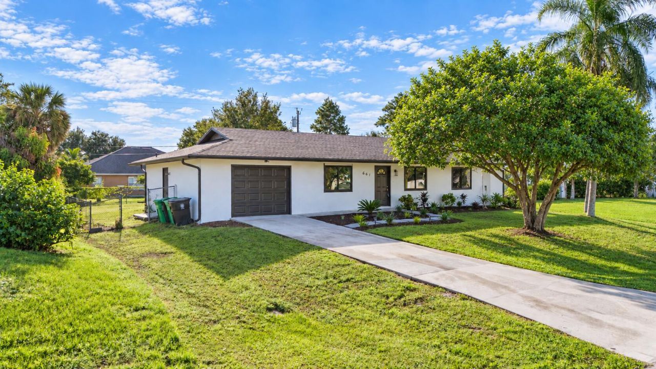 661 SW Cynthia Street, Port Saint Lucie, FL 34983 Photo