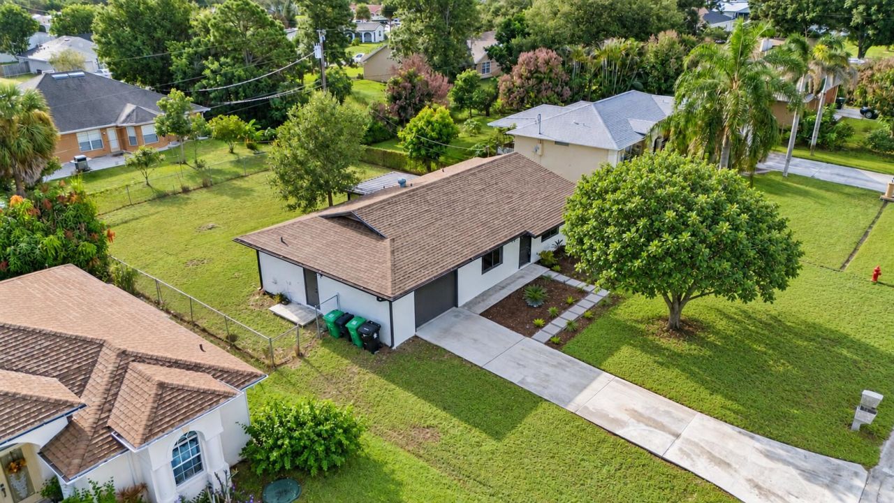 661 SW Cynthia Street, Port Saint Lucie, FL 34983 Photo