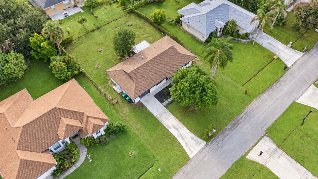 661 SW Cynthia Street, Port Saint Lucie, FL 34983 Photo