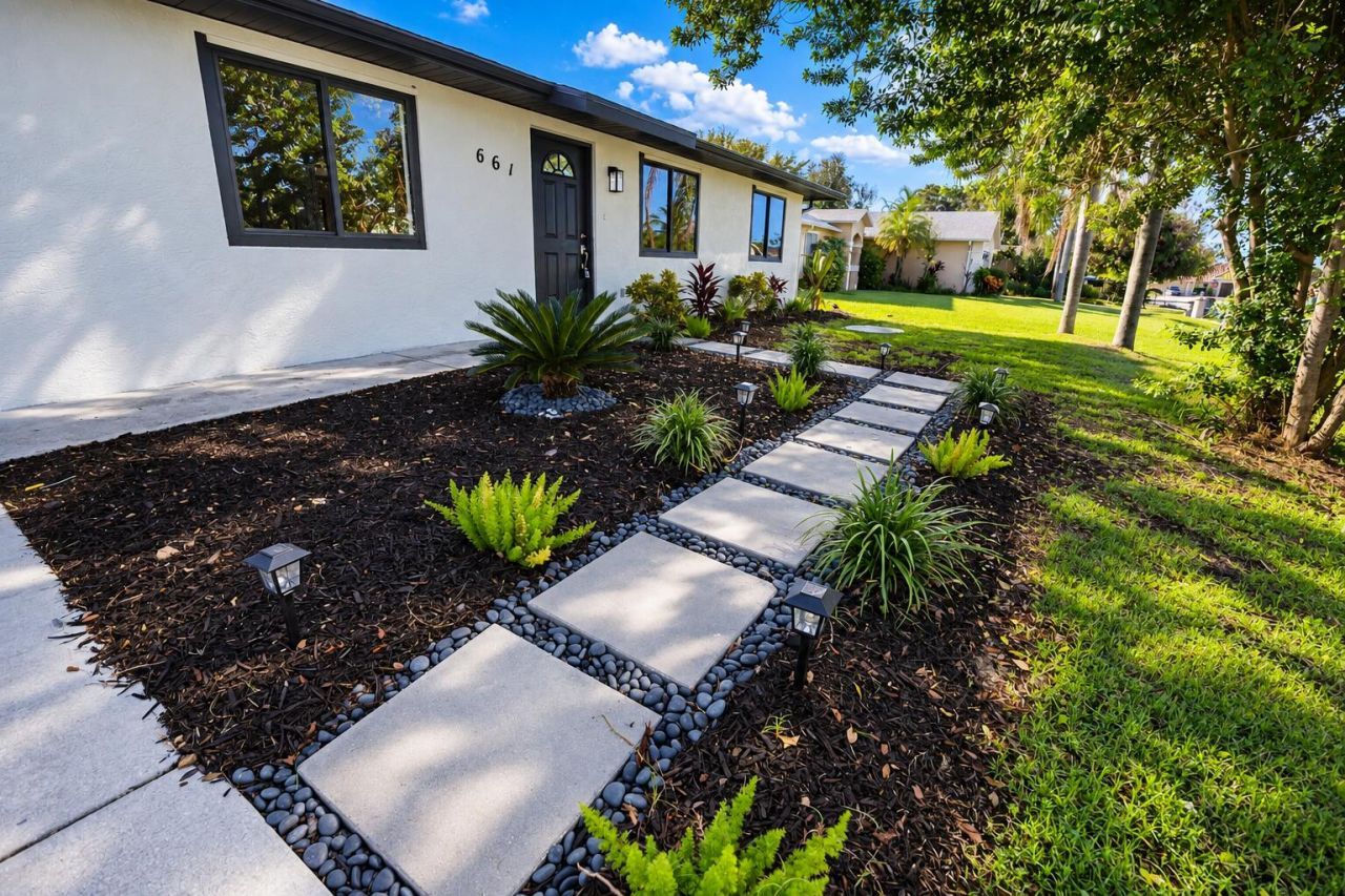661 SW Cynthia Street, Port Saint Lucie, FL 34983 Photo