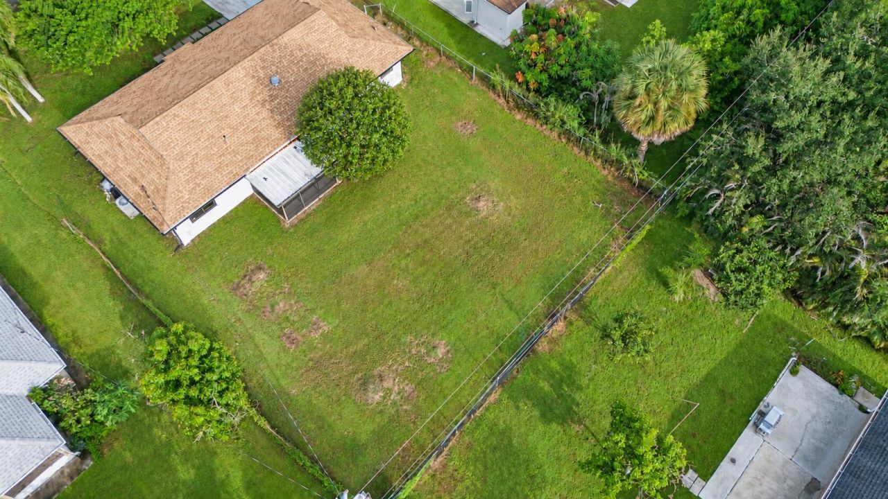 661 SW Cynthia Street, Port Saint Lucie, FL 34983 Photo