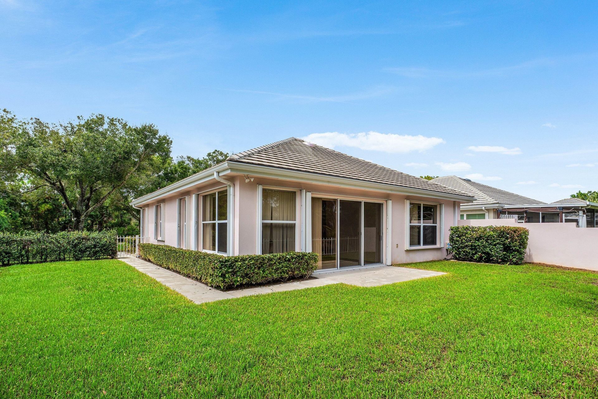 7708 SE Bay Cedar Circle, Hobe Sound, FL 33455 Photo