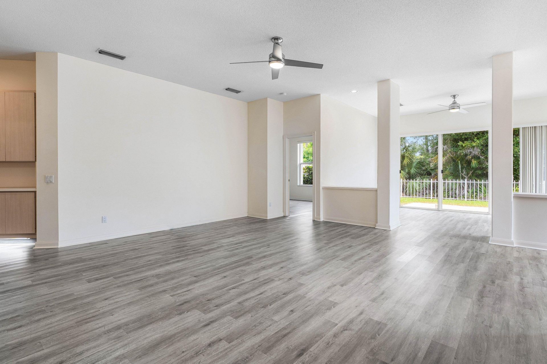 7708 SE Bay Cedar Circle, Hobe Sound, FL 33455 Photo