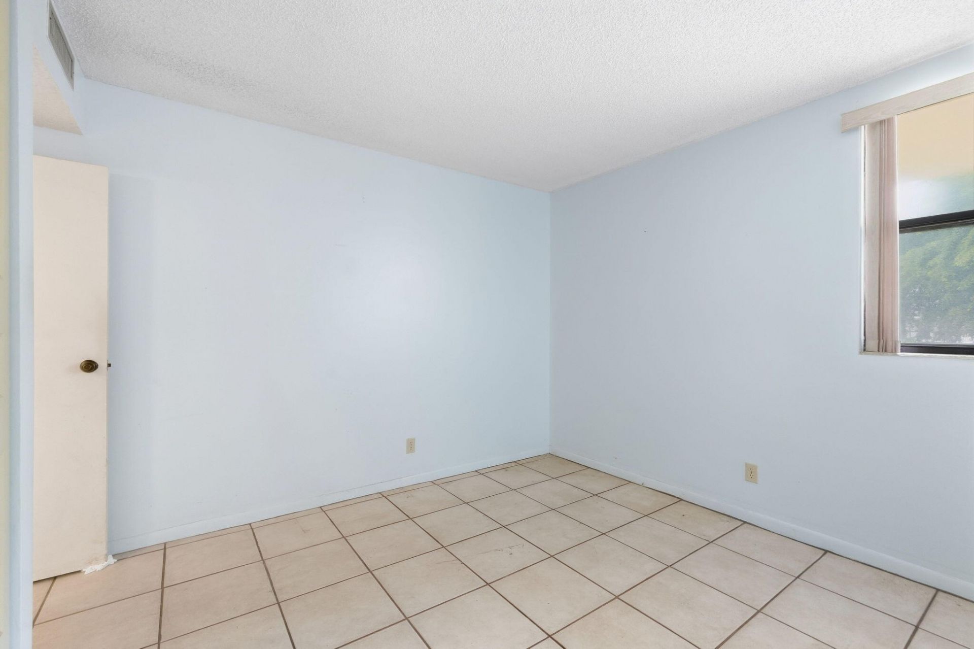 8425 Forest Hills Drive, Unit 205, Coral Springs, FL 33065 Photo