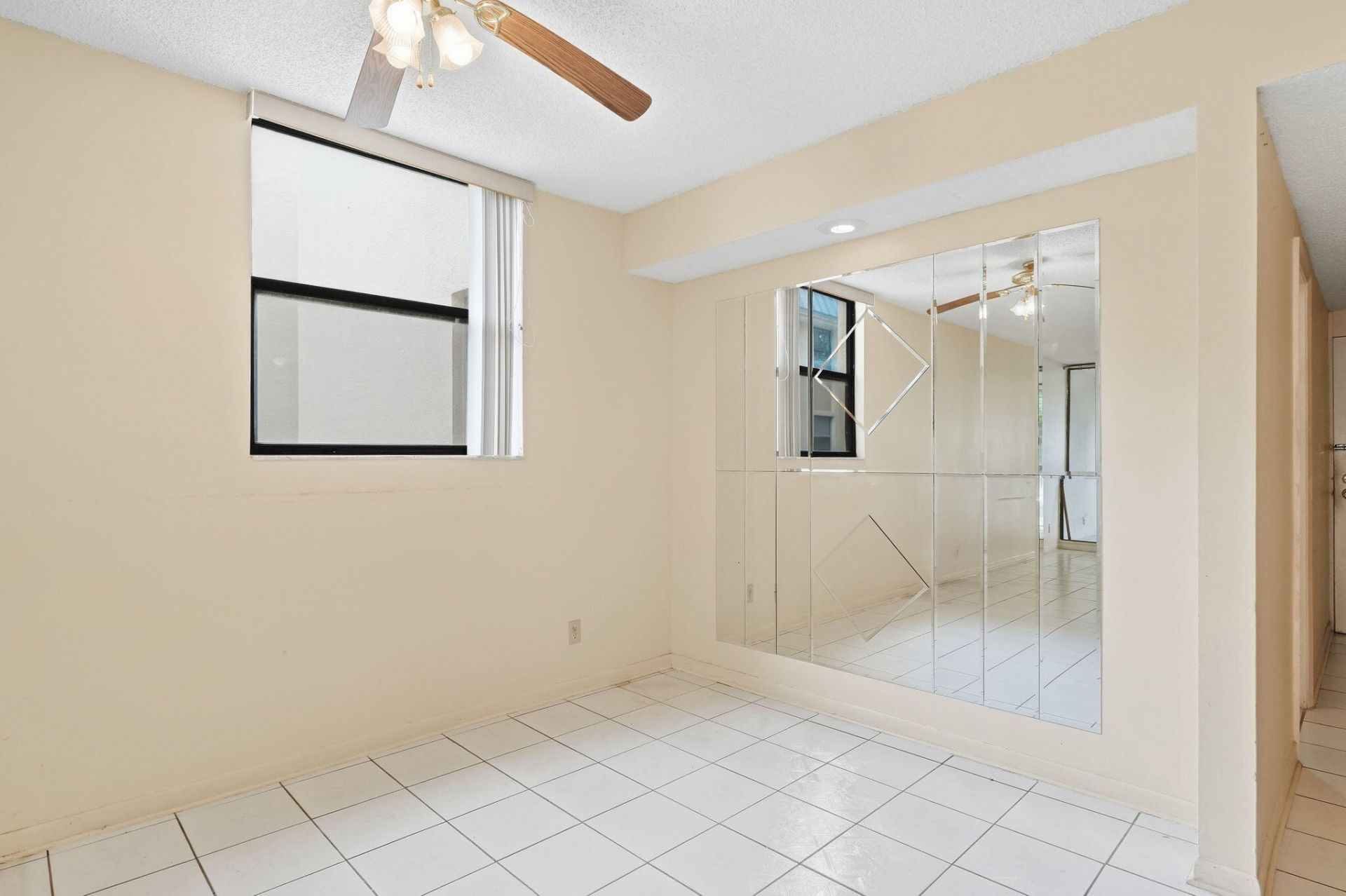 8425 Forest Hills Drive, Unit 205, Coral Springs, FL 33065 Photo
