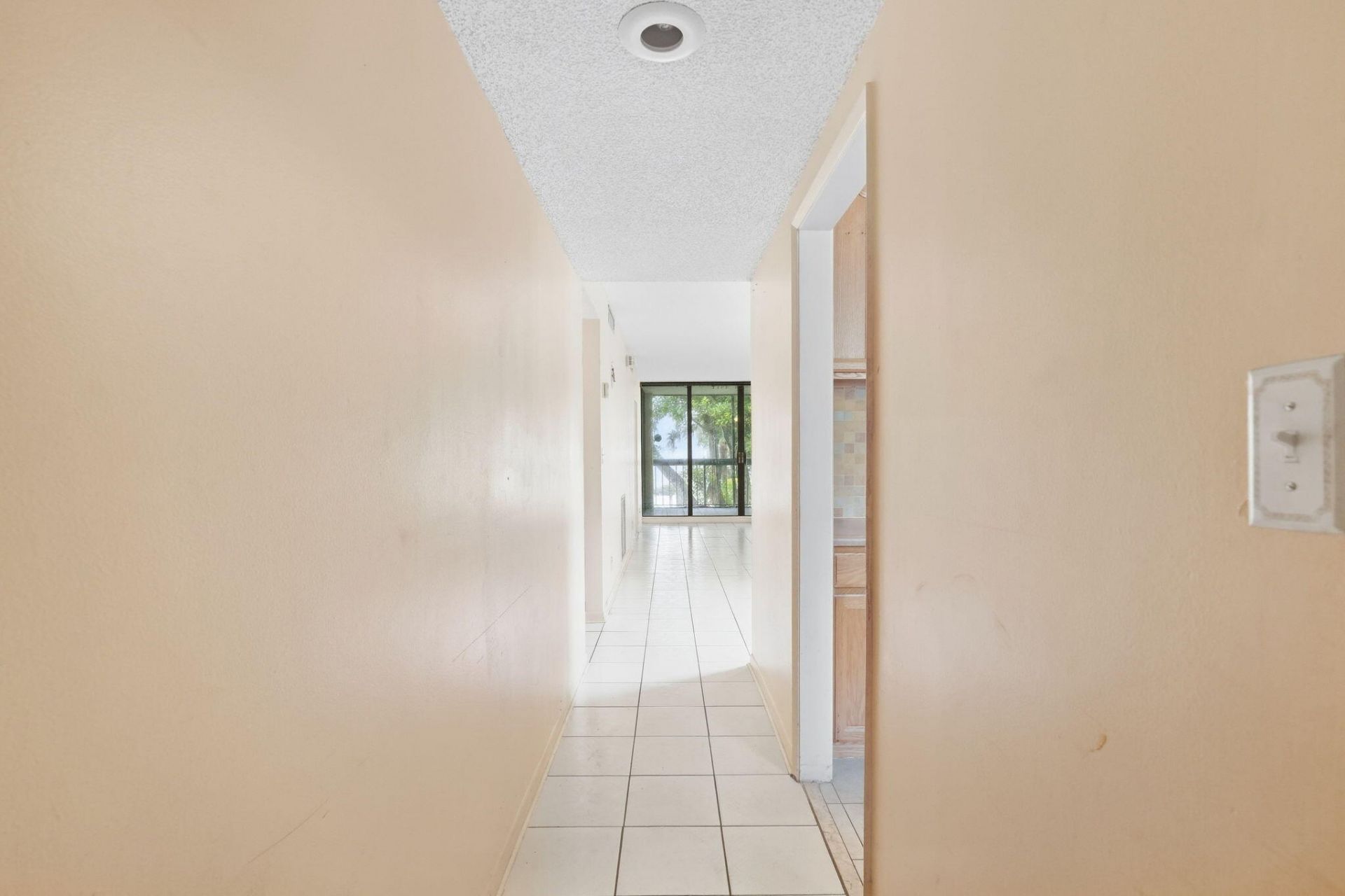 8425 Forest Hills Drive, Unit 205, Coral Springs, FL 33065 Photo