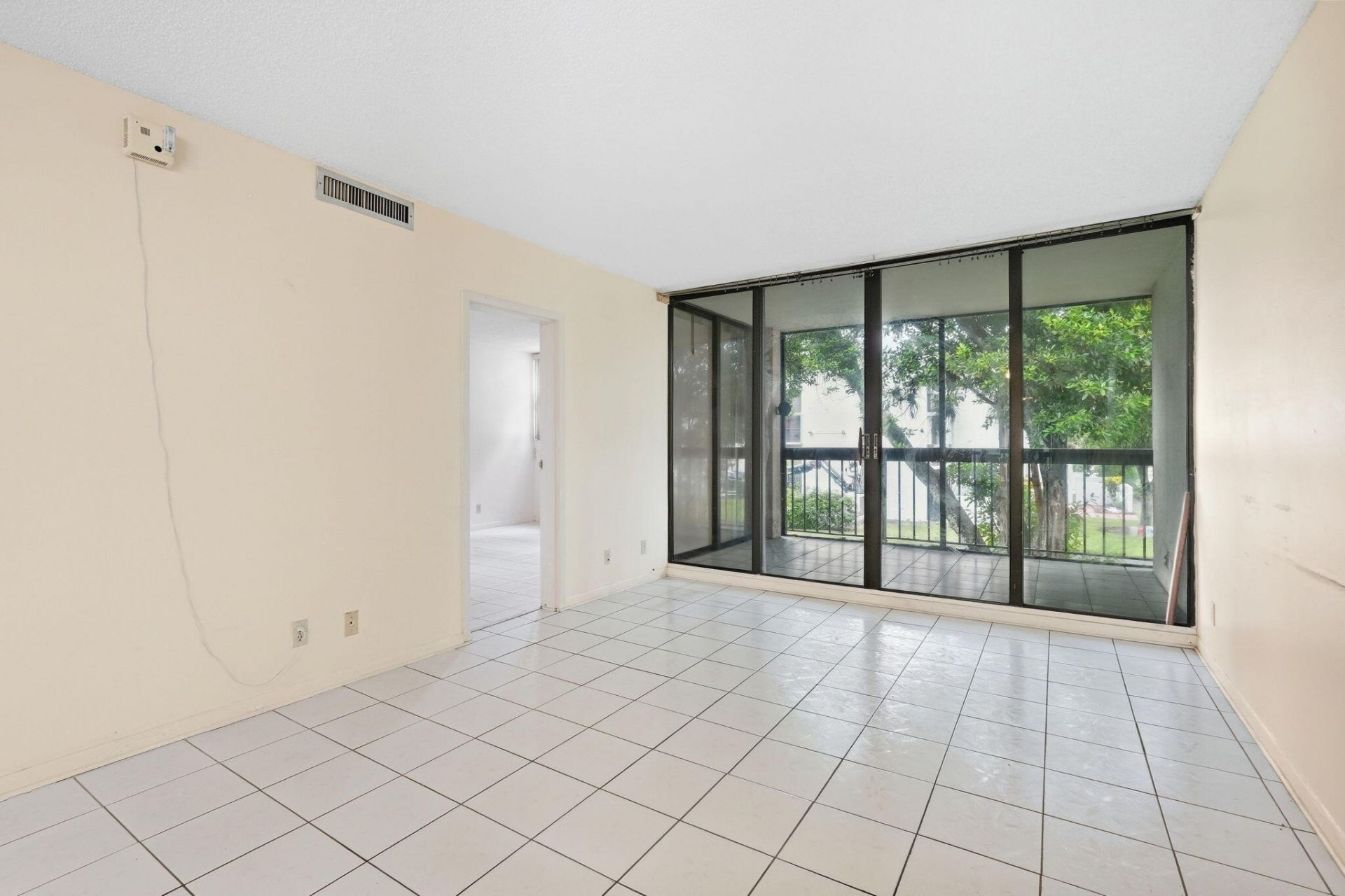 8425 Forest Hills Drive, Unit 205, Coral Springs, FL 33065 Photo