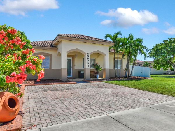 22567 SW 102ND Path, Cutler Bay, FL 33190