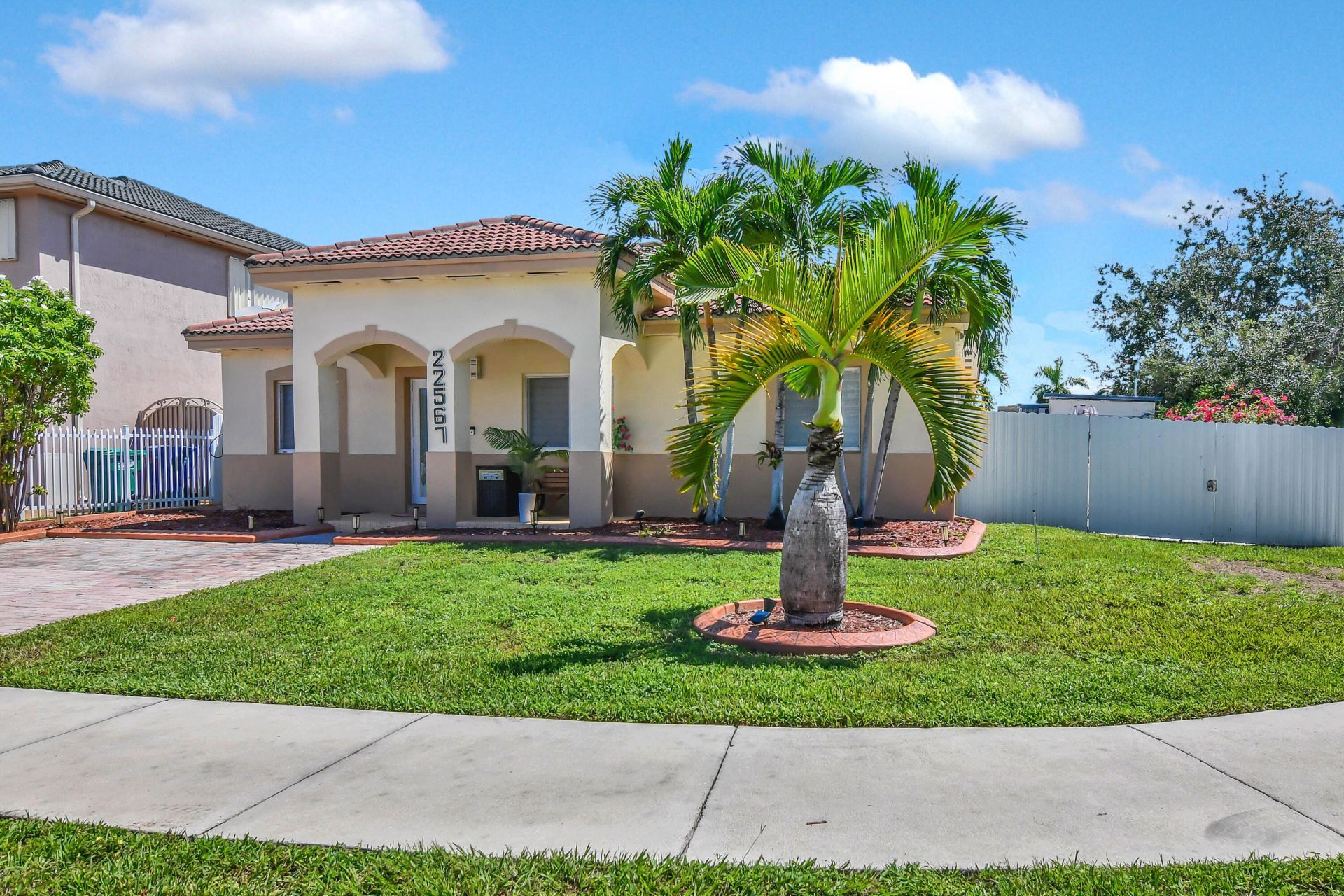 22567 SW 102nd Path, Cutler Bay, FL 33190 Photo