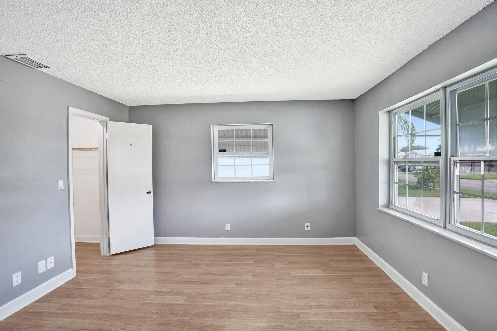 1013 SW 15th Street, Boynton Beach, FL 33426 Photo