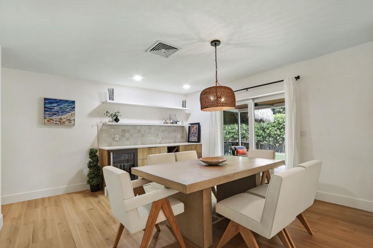 354 Country Club Drive, Tequesta, FL 33469 Photo