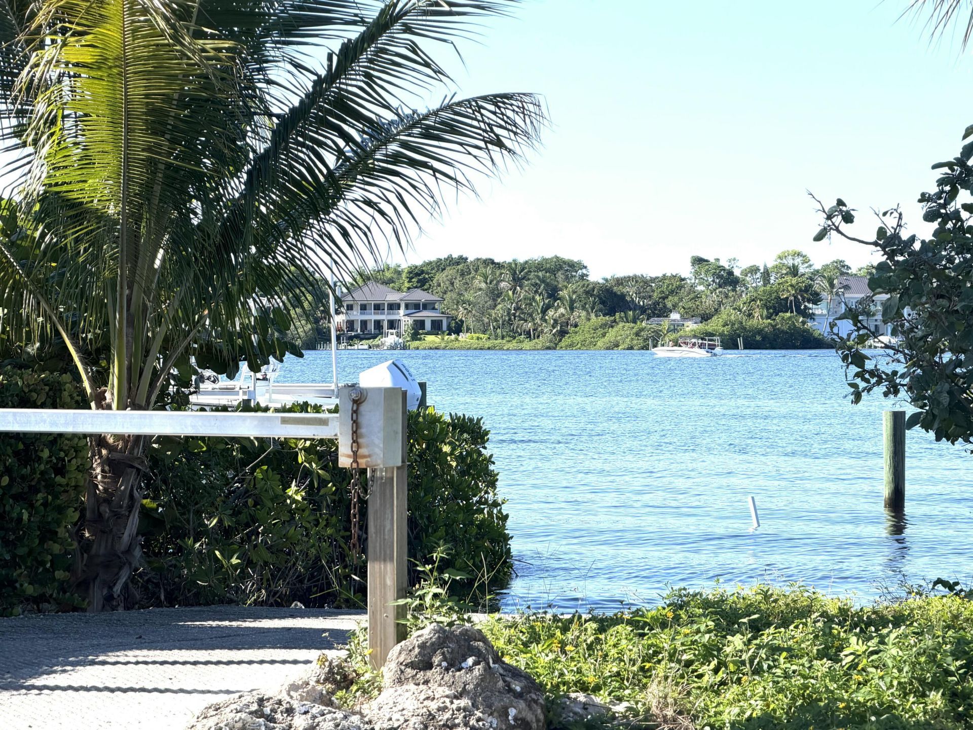 354 Country Club Drive, Tequesta, FL 33469 Photo