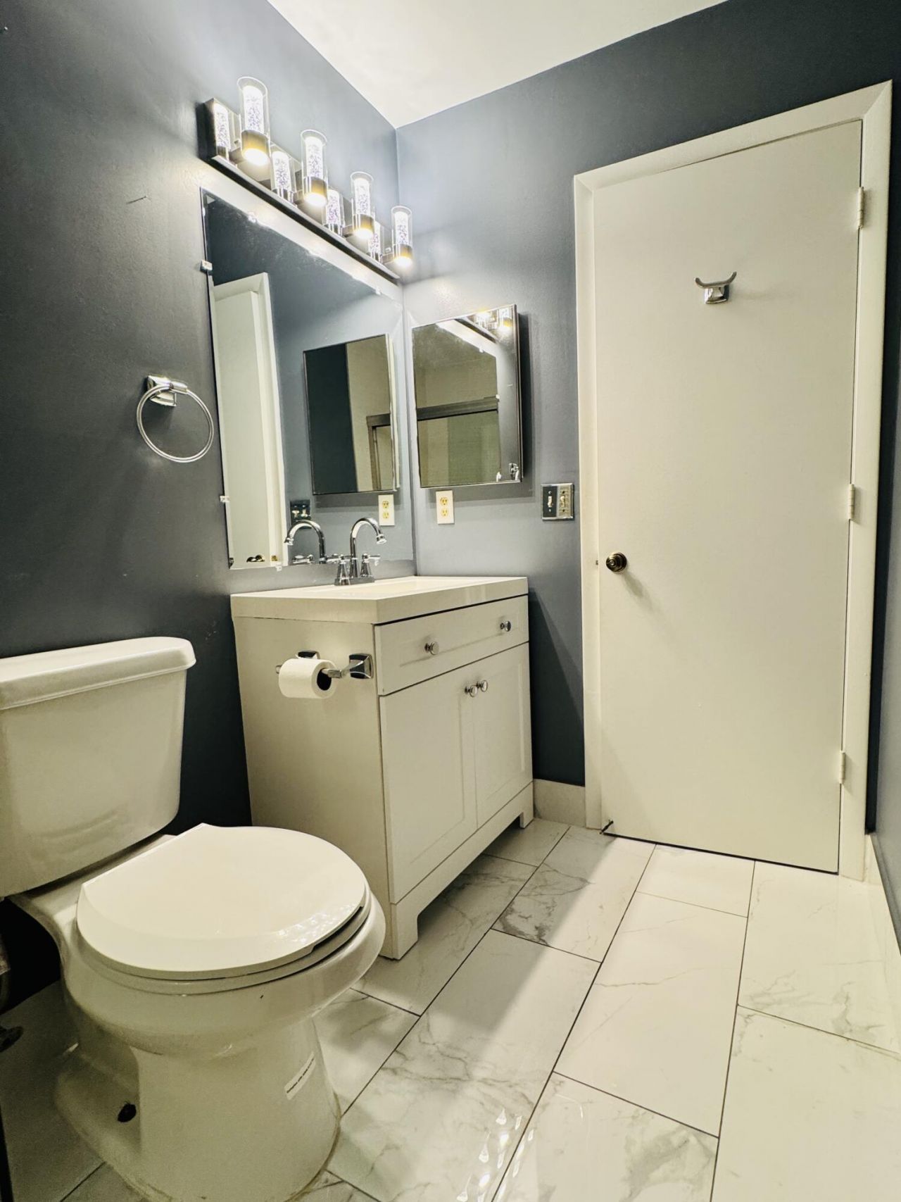 1025 Green Pine Boulevard, Unit B, West Palm Beach, FL 33409 Photo