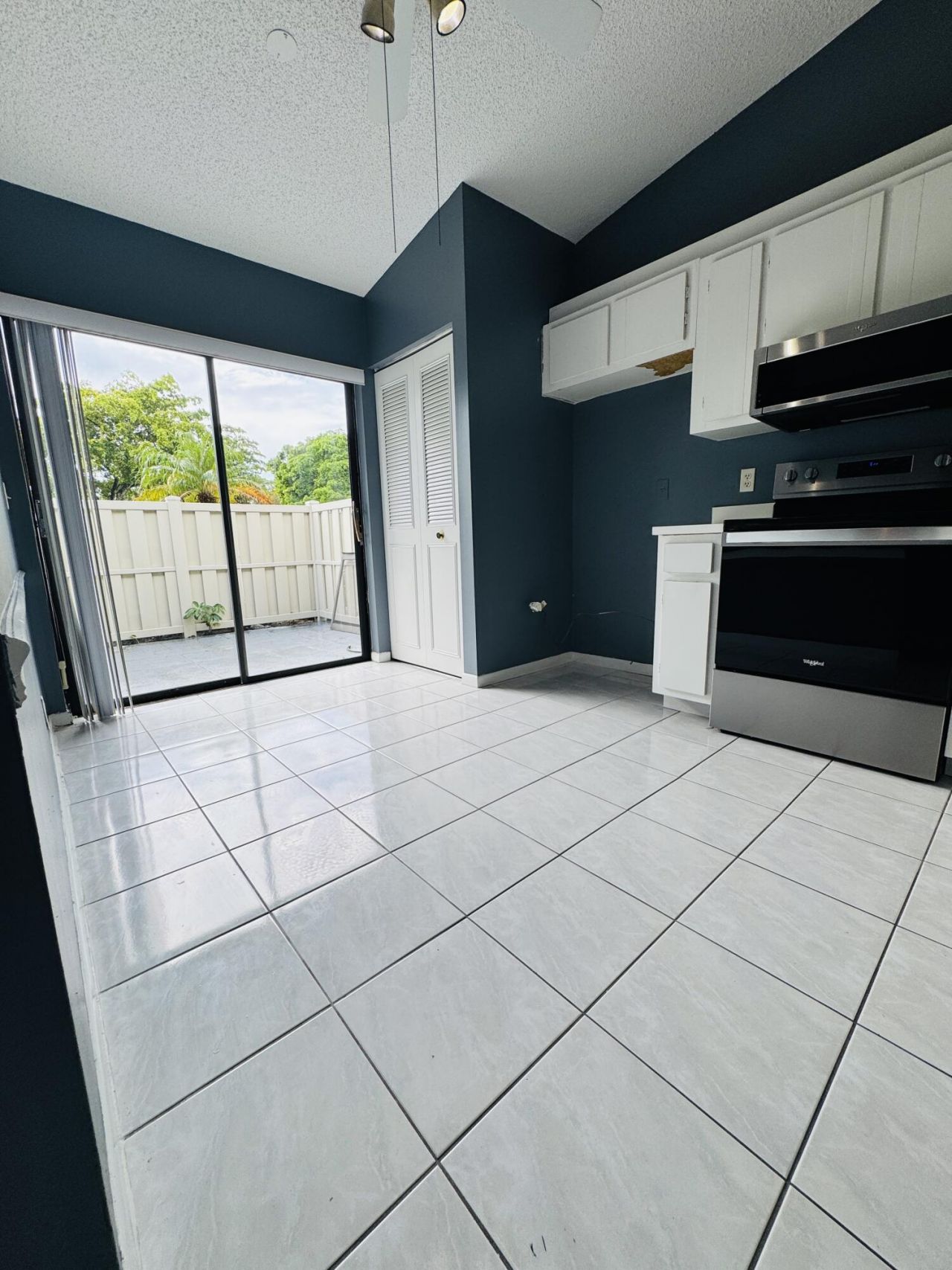 1025 Green Pine Boulevard, Unit B, West Palm Beach, FL 33409 Photo