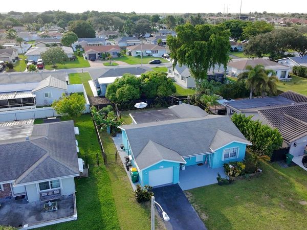 8201 NW 103RD Avenue, Tamarac, FL 33321